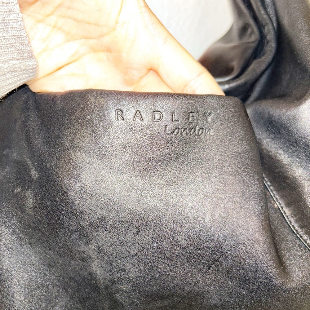 RADLEY London 🇬🇧 Leather Hobo Shoulder Tote Top Zip Closure & Silver Hardware - Picture 3 of 11